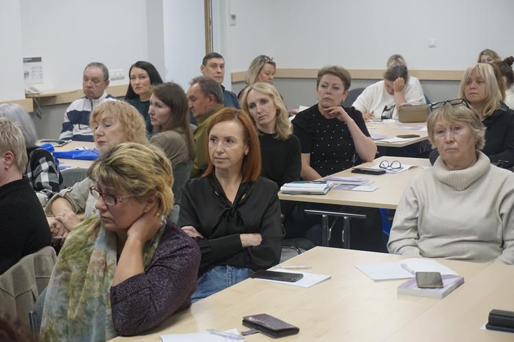 «За достойный труд!»: Профсоюз госслужащих в Петербурге и Ленобласти отметил День действий стартом нового учебного года